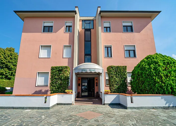 Giada Palace - Pool & Appartement Lucca