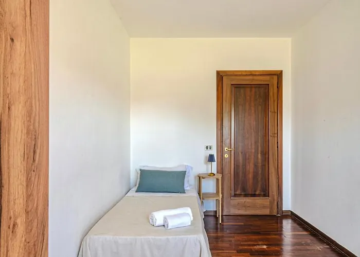 Giada Palace - Pool & * 卢卡